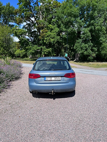 Audi A4 3 of 8
