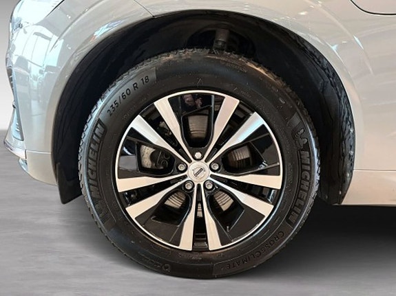 Volvo XC60 8 of 20