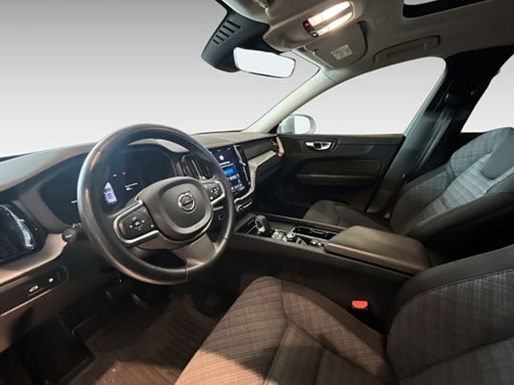 Volvo XC60 10 of 20