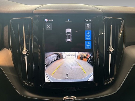 Volvo XC60 17 of 20