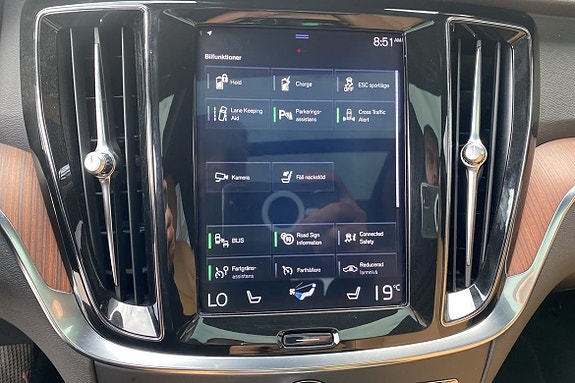 Volvo V60 26 of 28