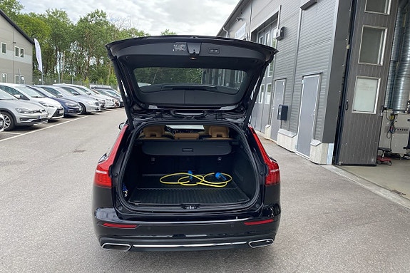 Volvo V60 15 of 28
