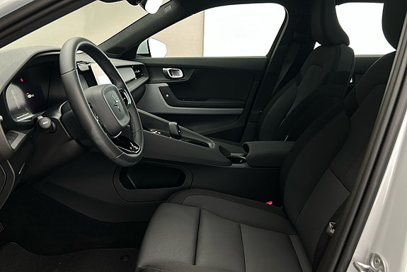 Polestar 2 10 of 30