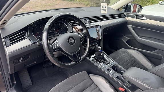 Volkswagen Passat 4 of 5