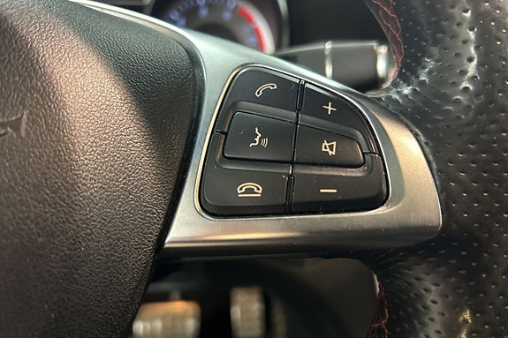 Mercedes-Benz CLA200 20 of 28