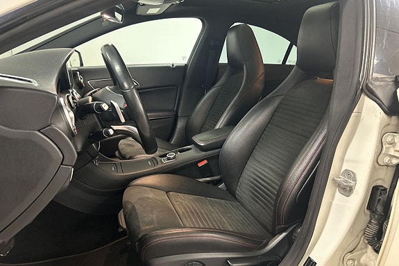 Mercedes-Benz CLA200 14 of 28