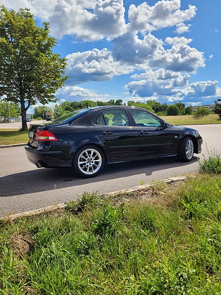 Saab 9-3 2 of 5