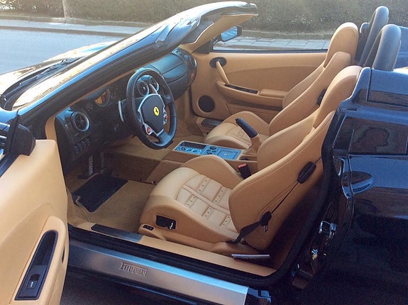 Ferrari 430 2 of 5