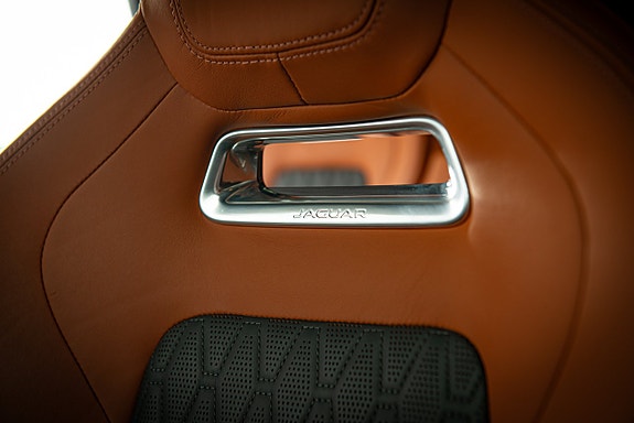Jaguar F-PACE 23 of 30