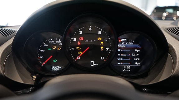 Porsche 718 7 of 8