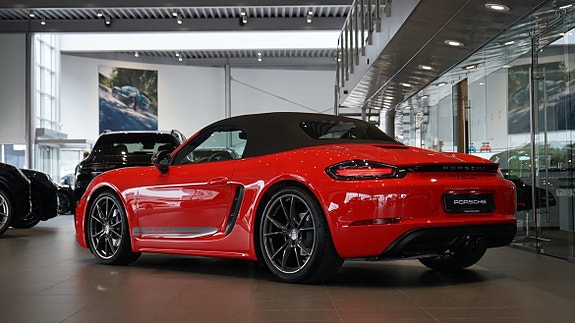 Porsche 718 3 of 8