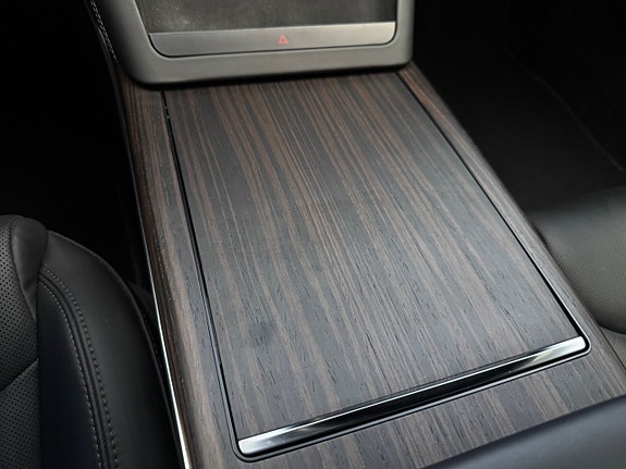 Tesla Model S 14 of 23