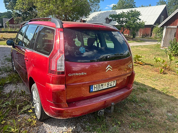 Citroen Grand C4 Picasso 2 of 5