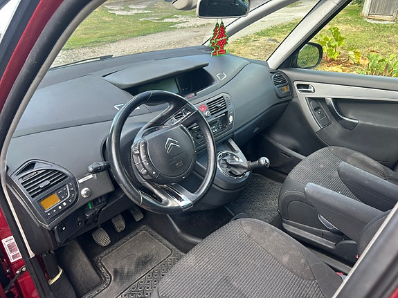 Citroen Grand C4 Picasso 3 of 5