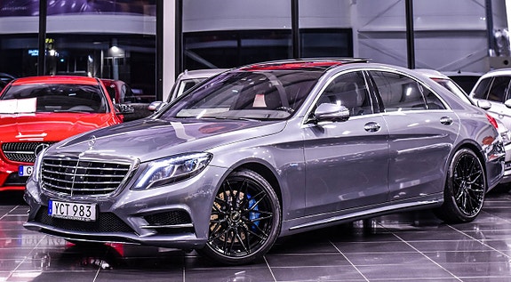 Mercedes-Benz S500 e 2 of 5