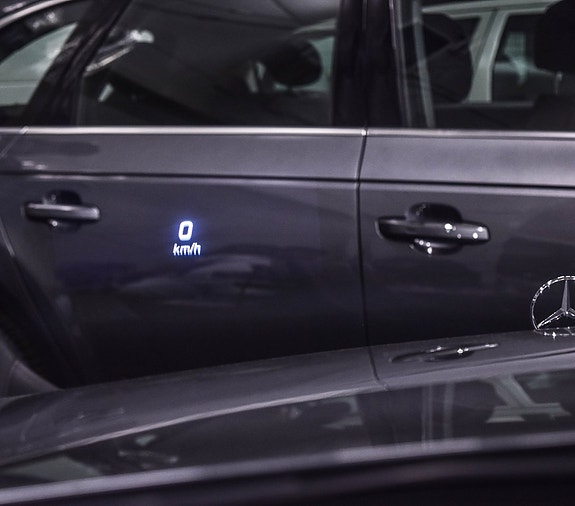 Mercedes-Benz S500 e 5 of 5