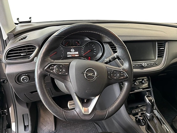 Opel Grandland X 11 of 27