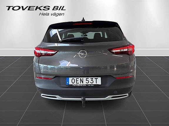 Opel Grandland X 4 of 5
