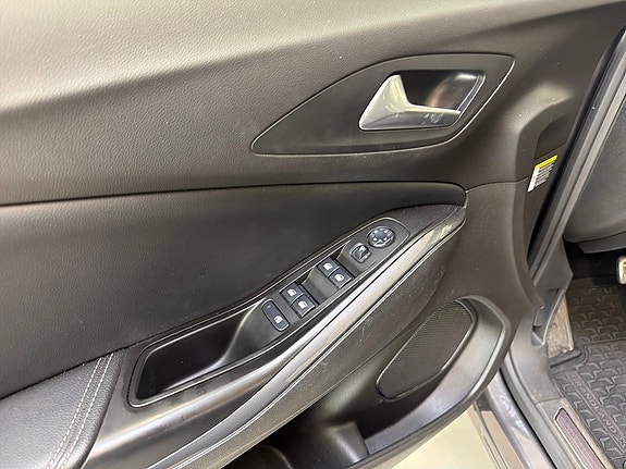 Opel Grandland X 16 of 27