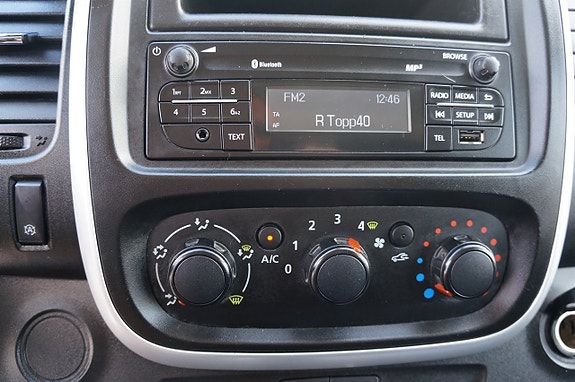 Renault Trafic 9 of 10