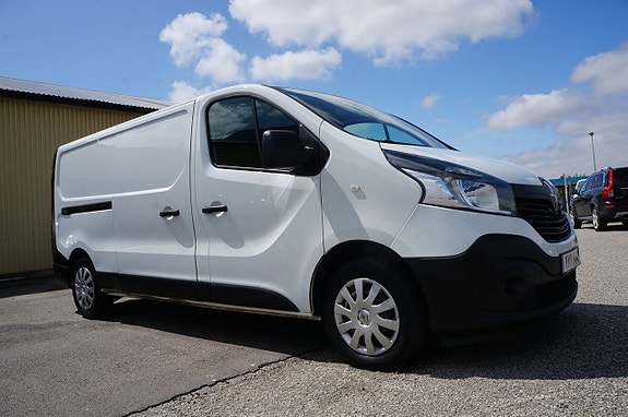 Renault Trafic 3 of 5