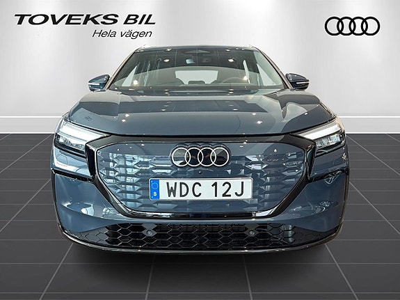 Audi Audi 8 of 27