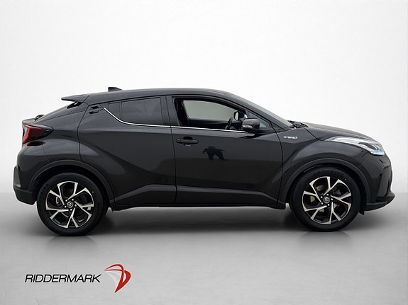 Toyota C-HR 4 of 5