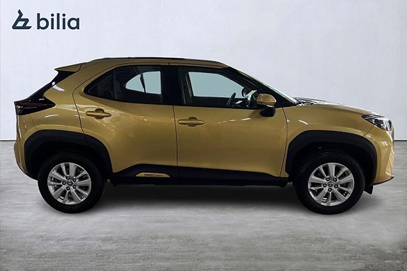 Toyota Yaris Cross 16 of 20