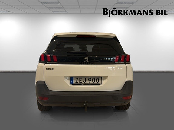 Peugeot 5008 5 of 14