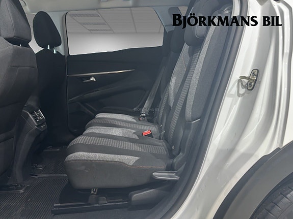 Peugeot 5008 9 of 14