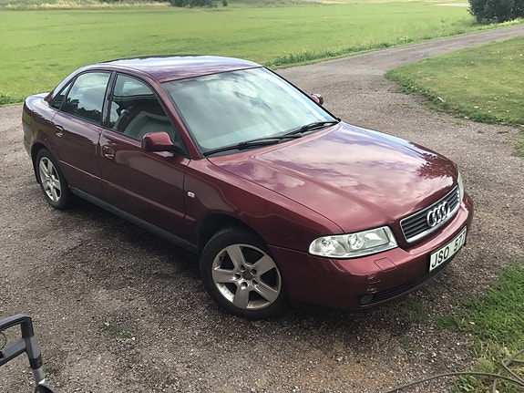 Audi A4 2 of 7