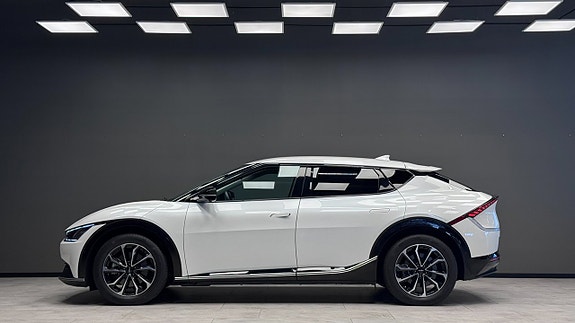 Kia EV6 6 of 21