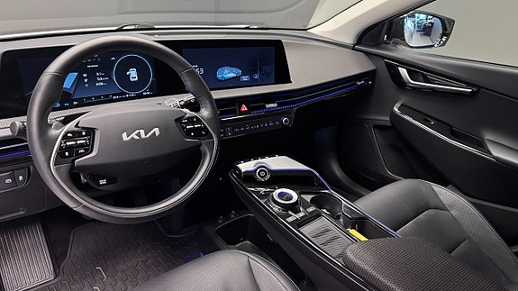 Kia EV6 7 of 21
