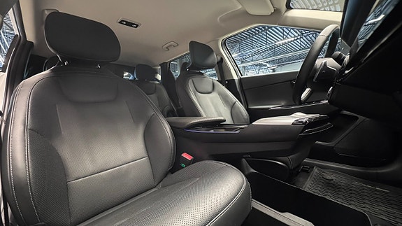 Kia EV6 9 of 21