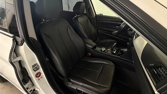 BMW 320d 8 of 17