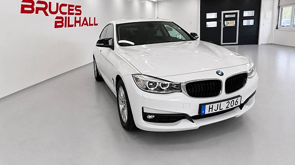 BMW 320d 6 of 17