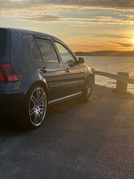 Volkswagen Golf IV 3 of 5