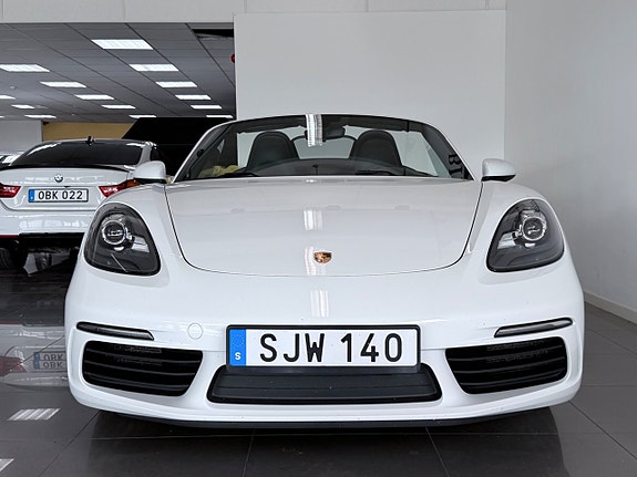 Porsche 718 Boxster 3 of 15