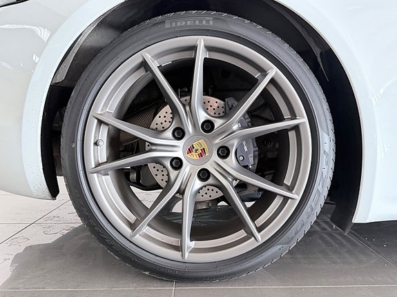 Porsche 718 Boxster 9 of 15