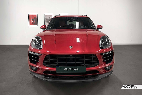 Porsche Macan S 6 of 28