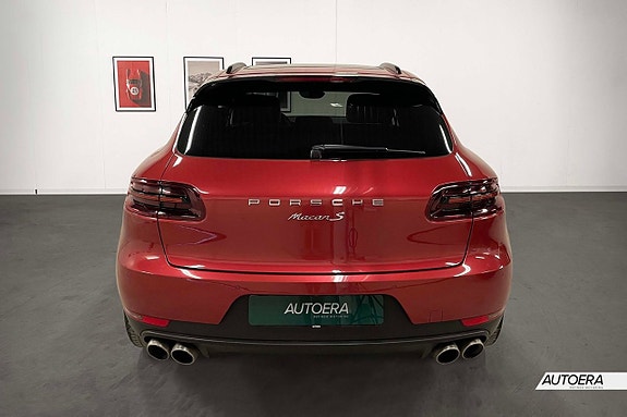 Porsche Macan S 7 of 28