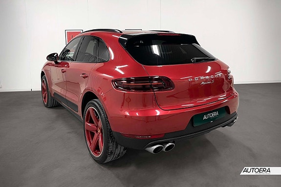 Porsche Macan S 5 of 28
