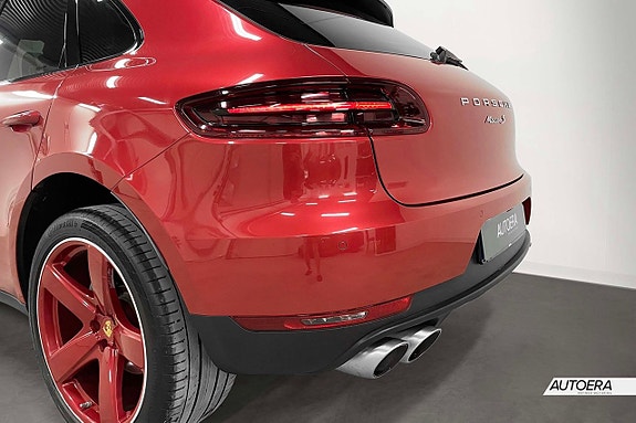 Porsche Macan S 21 of 28