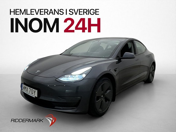 Tesla Model 3 4 of 5
