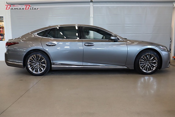 Lexus LS500h 6 of 25