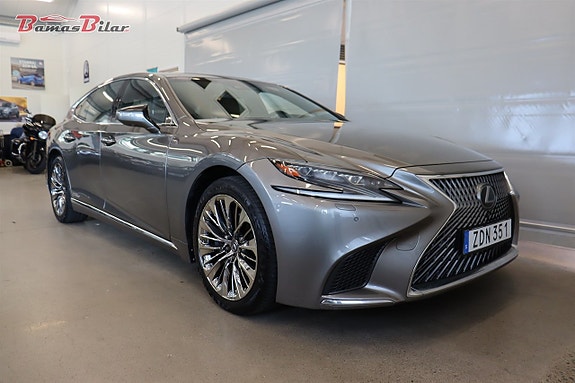 Lexus LS500h 7 of 25