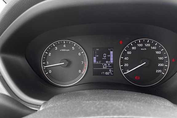 Hyundai i20 9 of 13