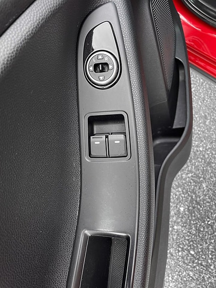 Hyundai i20 11 of 13