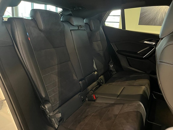 BMW iX2 15 of 17