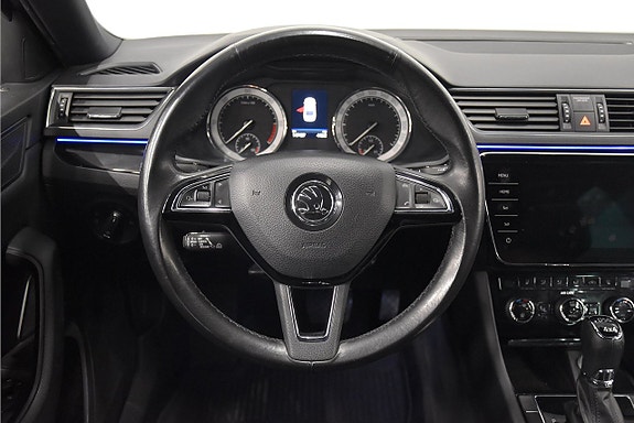 Skoda Superb 2 of 5